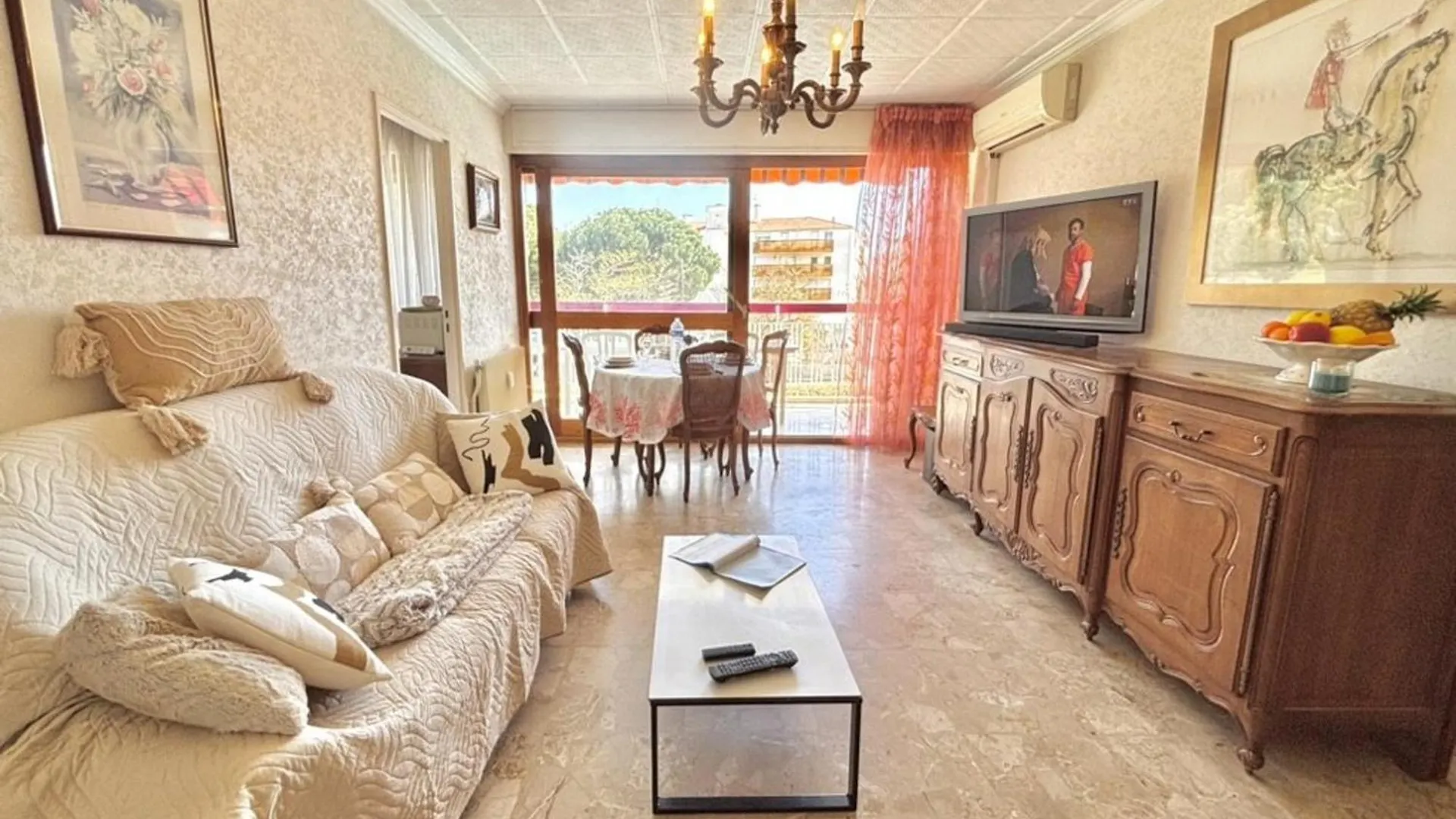 Appartement 3 Pieces A Frejus Avec Piscine Partagee, Pres Du Centre - Fr-1-226A-205 0*,  France